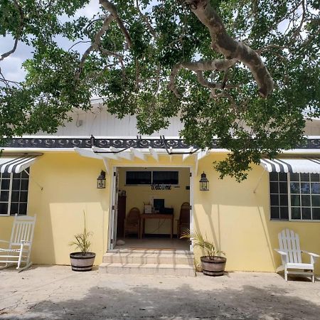 Treasure Beach Inn And Bar Экстерьер фото