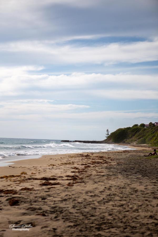 Treasure Beach Inn And Bar Экстерьер фото